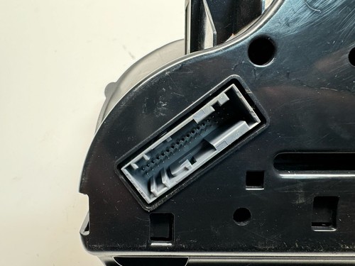 2015 GMC SIERRA 2500 Speedometer Cluster 23223544 OEM #341 - Picture 5 of 5