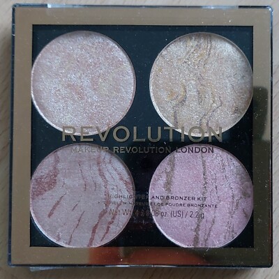 Revolution London Cheek Kit  Fresh Perspective Highlighter & Bronzer 4x2,2g -Neu
