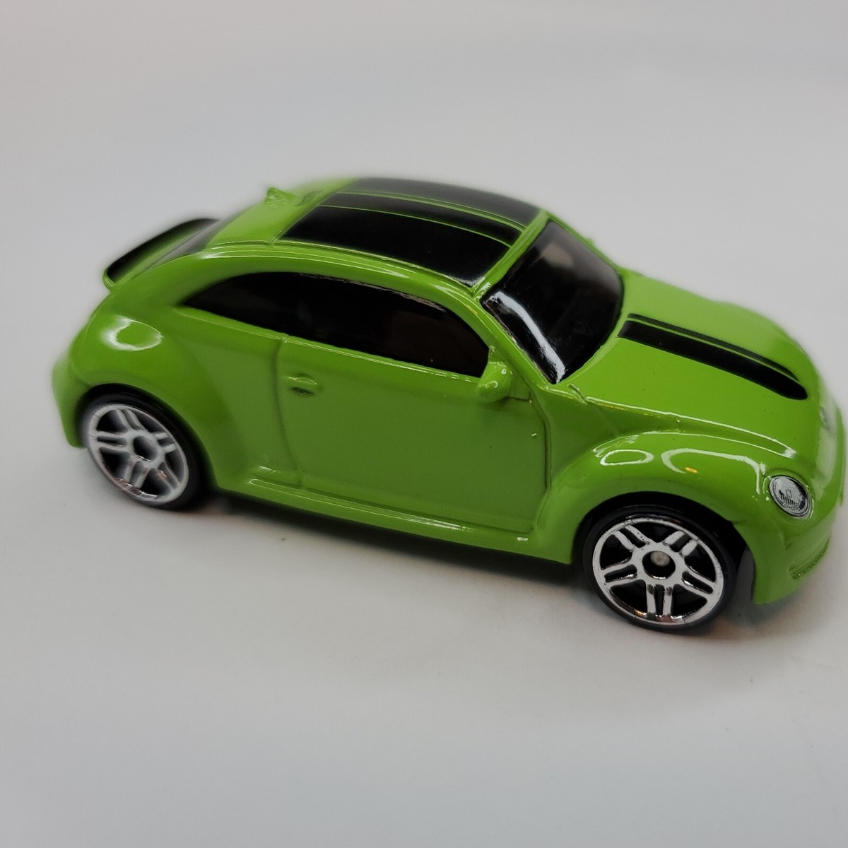Hot Wheels Volkswagen Beetle V5312 Green 2012 Mattel | eBay