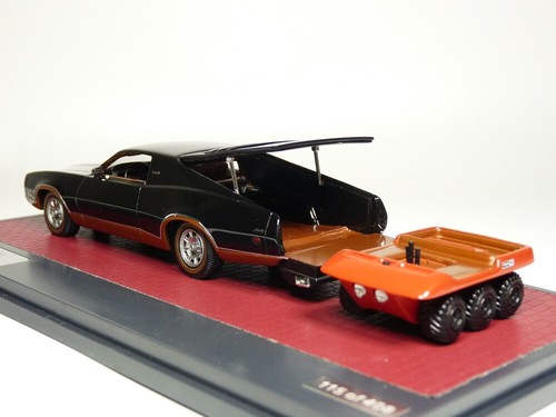 Matrix MX51304-012 1/43 '71 Mercury Montego Sportshauler Concept Resin Model Car - Picture 2 of 4