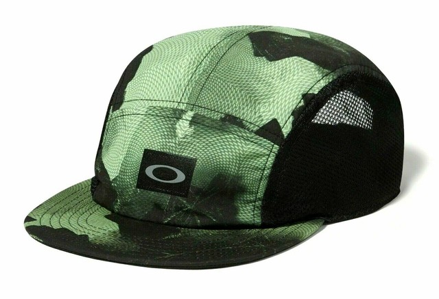 5 panel performance hat