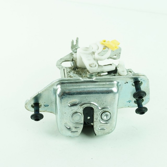 2010 2011 Jeep Patriot OEM Trunk Latch Manual Liftgate Lock 4589181AD