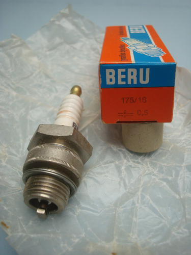 1x BERU Zündkerze 175/18 M18 0,5mm Oldtimer Motoräder DKW Hercules NSU Zündapp - Picture 4 of 5