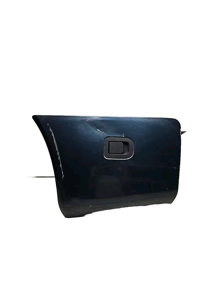 04-07 NISSAN TITAN REAR BED STORAGE TOOL BOX ASSY NO KEY OR LOCK