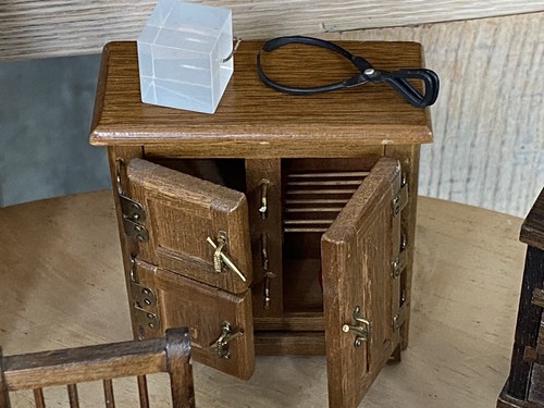 Muebles de madera vintage para casa de muñecas cocina caja de hielo Concord hutch carrito de té fregadero seco - Imagen 5 de 24