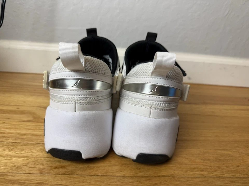 Nike Air Jordan Trunner LX para hombre talla 13 negro/blanco 897992-010 RARO Foto 3 de 4