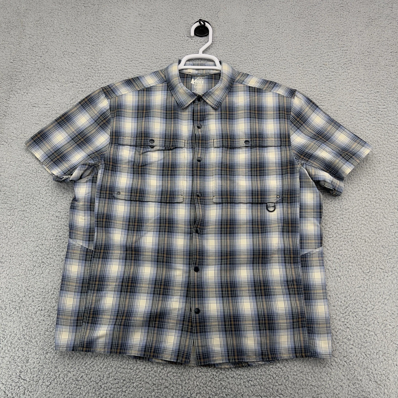 REI Co-op Shirt Mens Large Plaid Nylon Outdoor Button Up Short Sleeve Hiking
