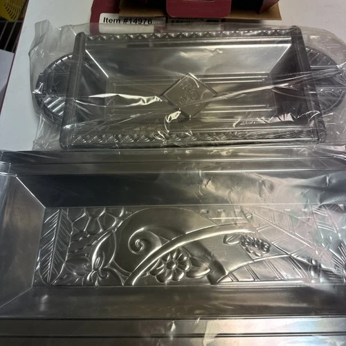 New Lot of 2 Disney Mickey Mouse Cartoon Floral Serving Metal Trays Collectible