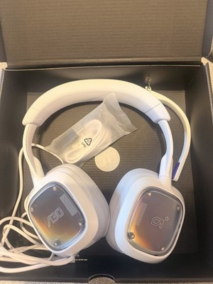 Logitech Astro A30 Over the Ear Wireless Gaming Headset - White