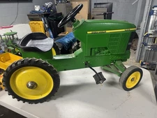 John Deere Pedal Tractor