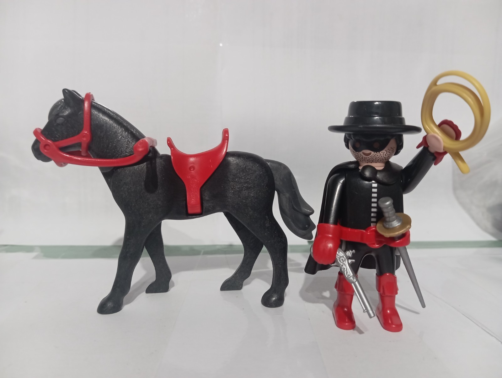PLAYMOBIL FIGURAS EL ZORRO NAPOLEONICO Y TORNADO CABALLO NAPOLEON ESPAÑOL FIGURA