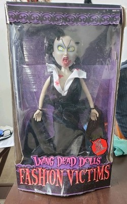 Living Dead Dolls Fashion Victims Series 1 Lilith MEZCO box heavily damaged 