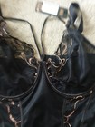 Foto 8 di 10