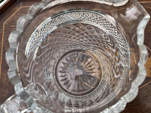 RARE ANTIQUE THOMAS WEBB RUSSELL Cut Glass Jugs 8” & 7” Scalloped Diamonds SIGND - Picture 4 of 23