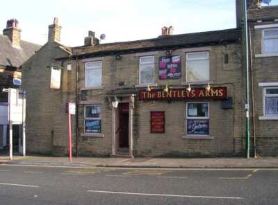 Photo 6x4 The Bentleys Arms - Great Horton Road Bradford/SE1632  c2007