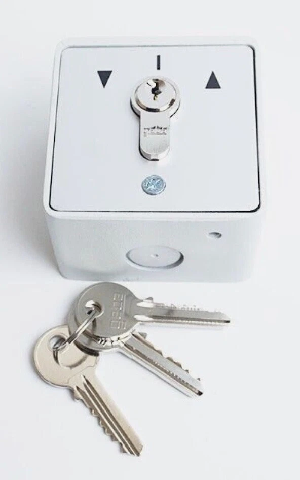 Roller Shutter Industrial Key Switch Loading Bay Door Lock Keys Electric Opener - Image 4 of 4