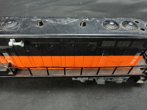 Lionel Postwar 2338 Milwaukee Road GP-7 Locomotive L6630 - Picture 8 of 13