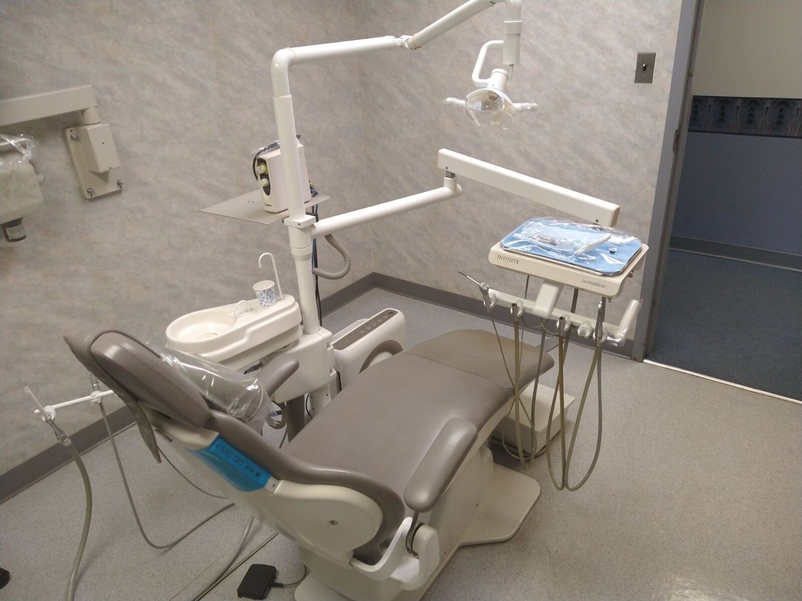 2 USED DENTAL CHAIRS eBay