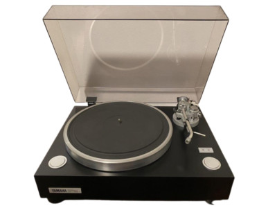 YAMAHA ヤマハ GT-750 ターンテーブル YAMAHA ヤマハ GT-750 ターンテーブル Yamaha GT-750 Turntable (Used
