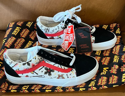 Vans x Stranger Things Old Skool Hellfire Club Sneakers Men s Size 6.5/Women's 8