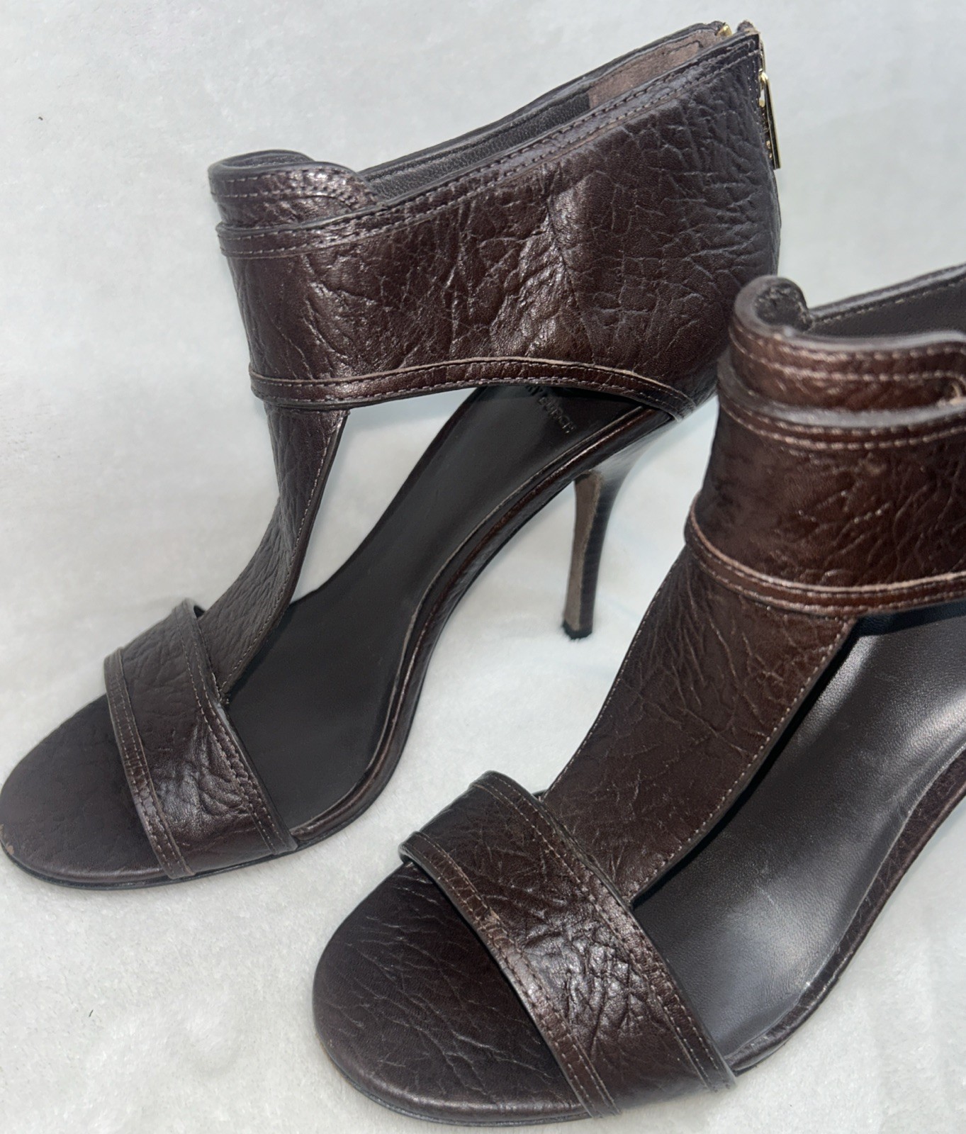 Tory Burch Black Textured Leather Peep Toe Ankle T-Strap Heels Size 9.5 BROWN thumbnail 3