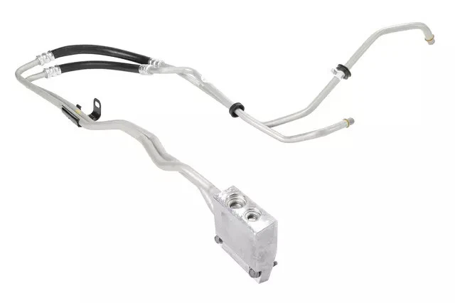 Manguera de enfriador de aceite de motor GM 84791853 genuina Foto 2 de 4