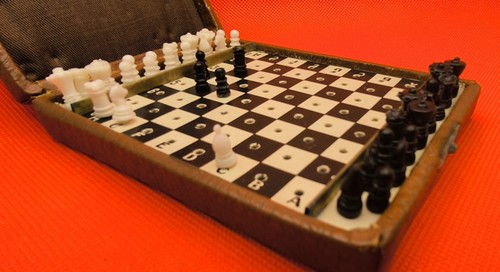 Chess Vintage Original Soviet Pastic Travelin original box - Picture 5 of 15