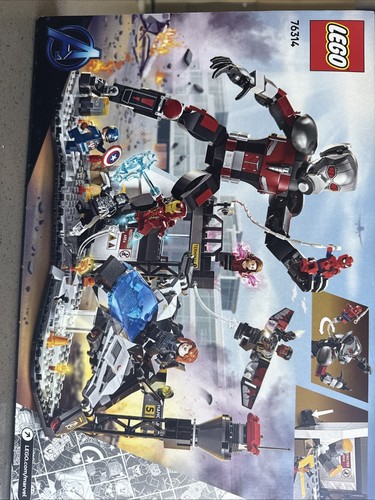 Authentic LEGO Marvel Captain America Civil War Battle (76314) 736 Pieces New - Picture 4 of 4