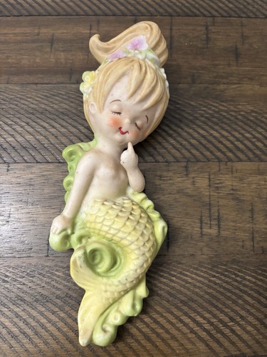 LEFTON MERMAID GIRL AND MERMAN BOY KING 8" TALL WALL HANGING PLAQUES - Picture 3 of 8