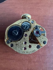 VINTAGE LADIES LUCIEN PICCARD WRIST WATCH MOVEMENT CAL LP99 KEEPING TIME