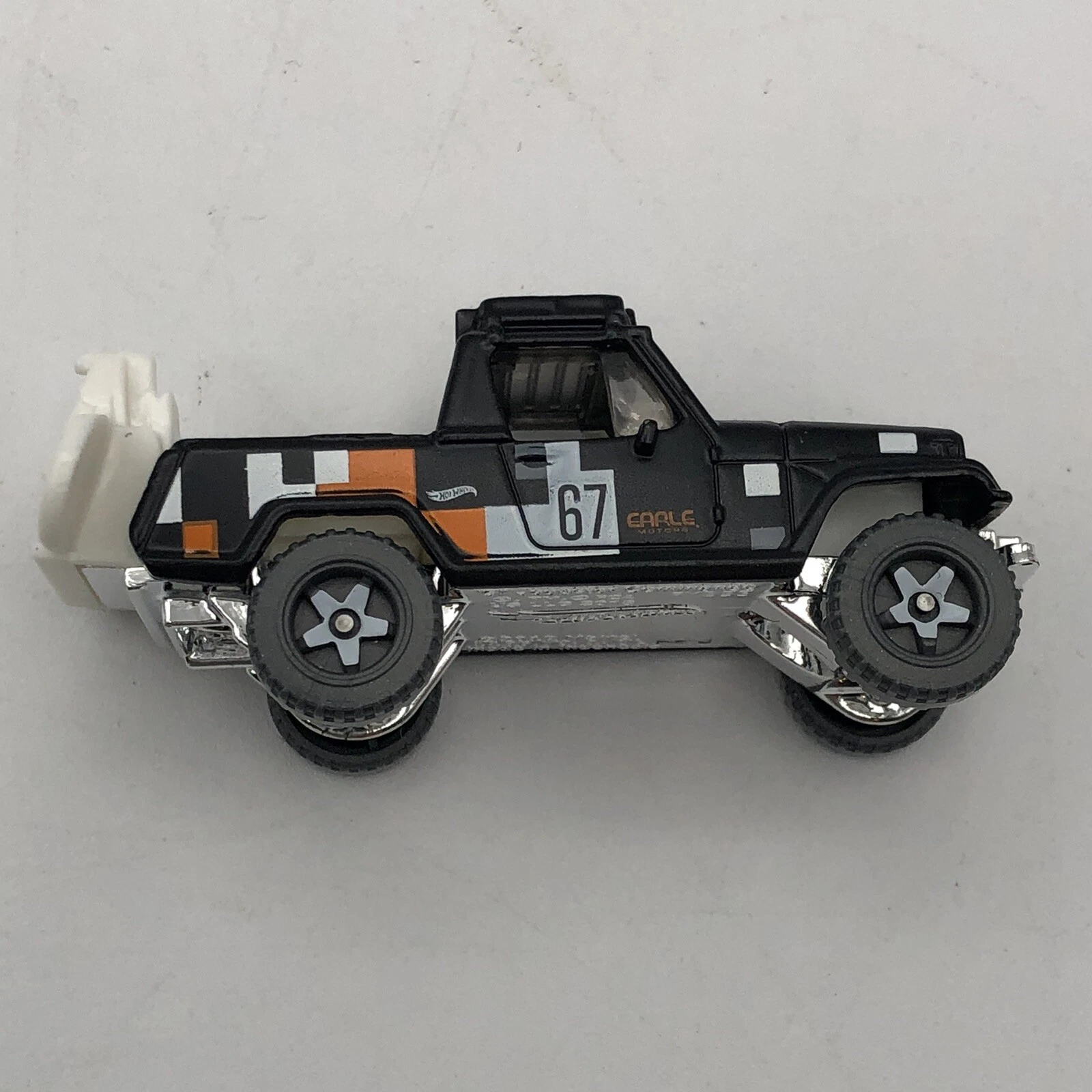 mattel quatro carros usados hot wheels disney pixar 