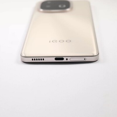 vivo iQOO Z10 Turbo Pro 6.78