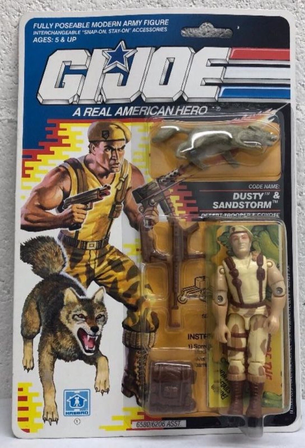 Vintage 1991 GI Joe Dusty Sandstorm Desert Trooper with Coyote Wolf Dog 3.75