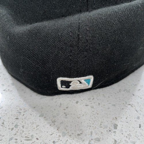 Vintage Florida Marlins New Era Pro Fitted Baseball Hat Size 7 1/4 USED - Picture 3 of 7