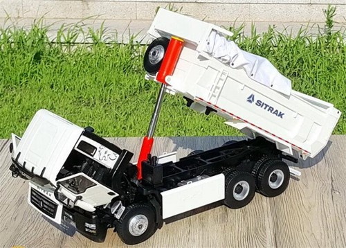 for Sinotruk for SITRAK C7H dump truck white 1:24 Truck Pre-built Model - Picture 2 of 8