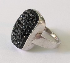 Vintage ring sterling silver 925 Size 7 Weight 8.28 g. Black insert.