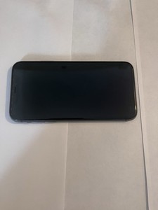 Apple iPhone 11 Smartphone 64GB schwarz entsperrt Akku 75% OHNE FACE ID