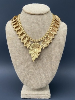 Vintage MCM MIRIAM HASKELL Gold-Tone Leaf Chocker 16 
