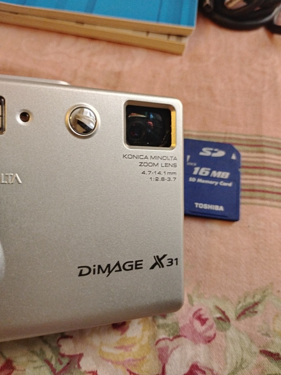 Konica Minolta DiMAGE X31 メモリ2GB等まとめセット Konica Minolta DiMage X31 Digital Compact – Retro Camera Shop