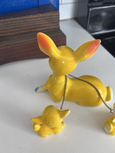 Vintage Kitsch Ceramic Deer Figurine With 2 Fawns Chains Made In Japan - Picture 12 of 13