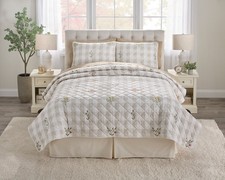 BrylaneHome Janie Plaid Embroidery Quilt 3 Piece Set