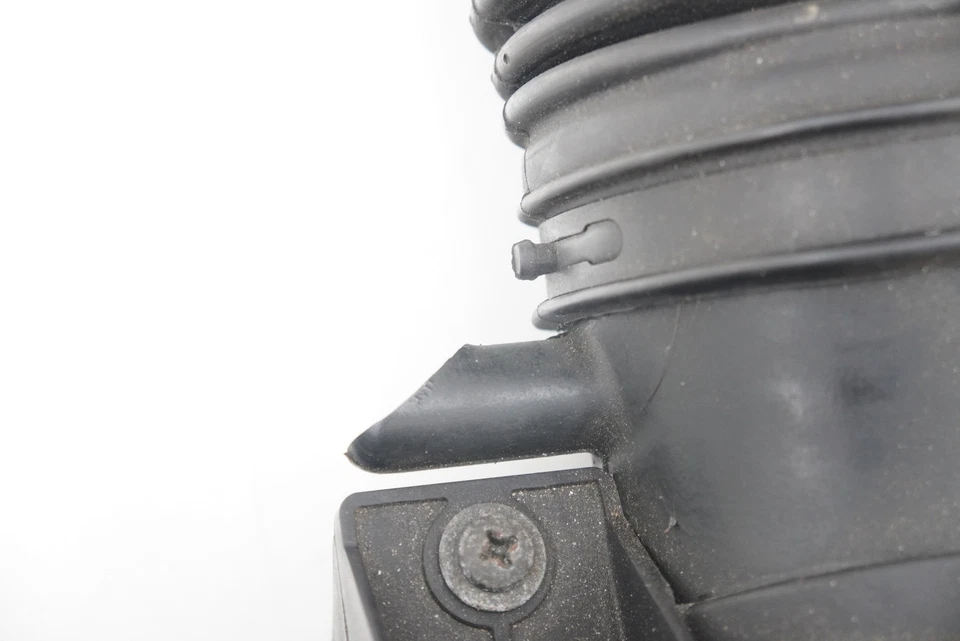 Conjunto de conducto de caja de filtro de aire 05037293AA Dodge Viper SRT10 2003-06 *Nota* Foto 2 de 4