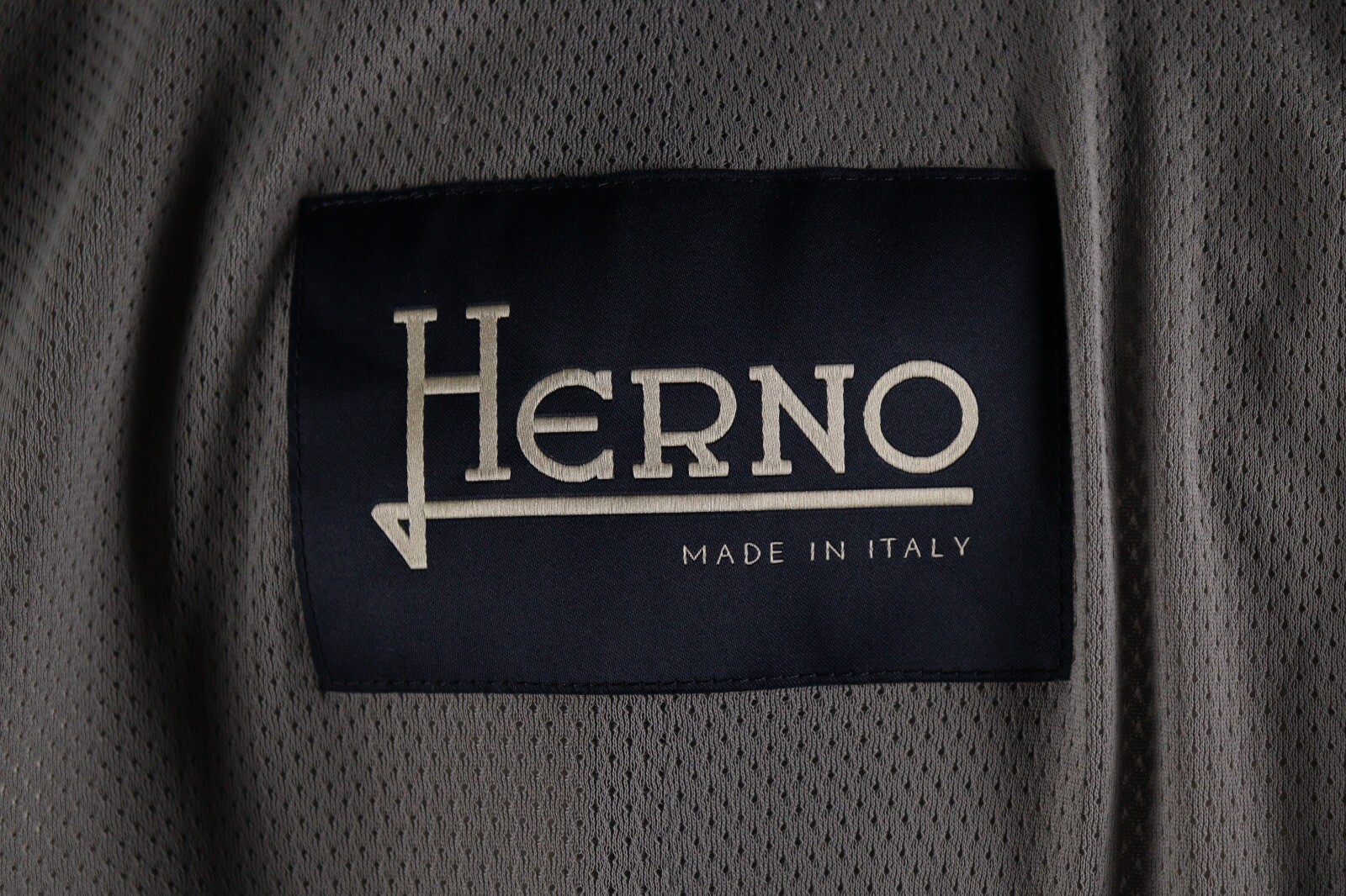 HERNO Ivory Button Down Two Pockets Coat Jacket S… - image 10