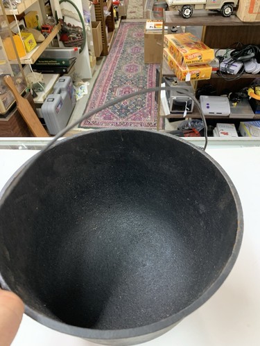 Antique Cast Iron No. 7 Bean Pot Cowboy Kettle 3 Legs With Gatemark READ PLEASE - Picture 24 of 24