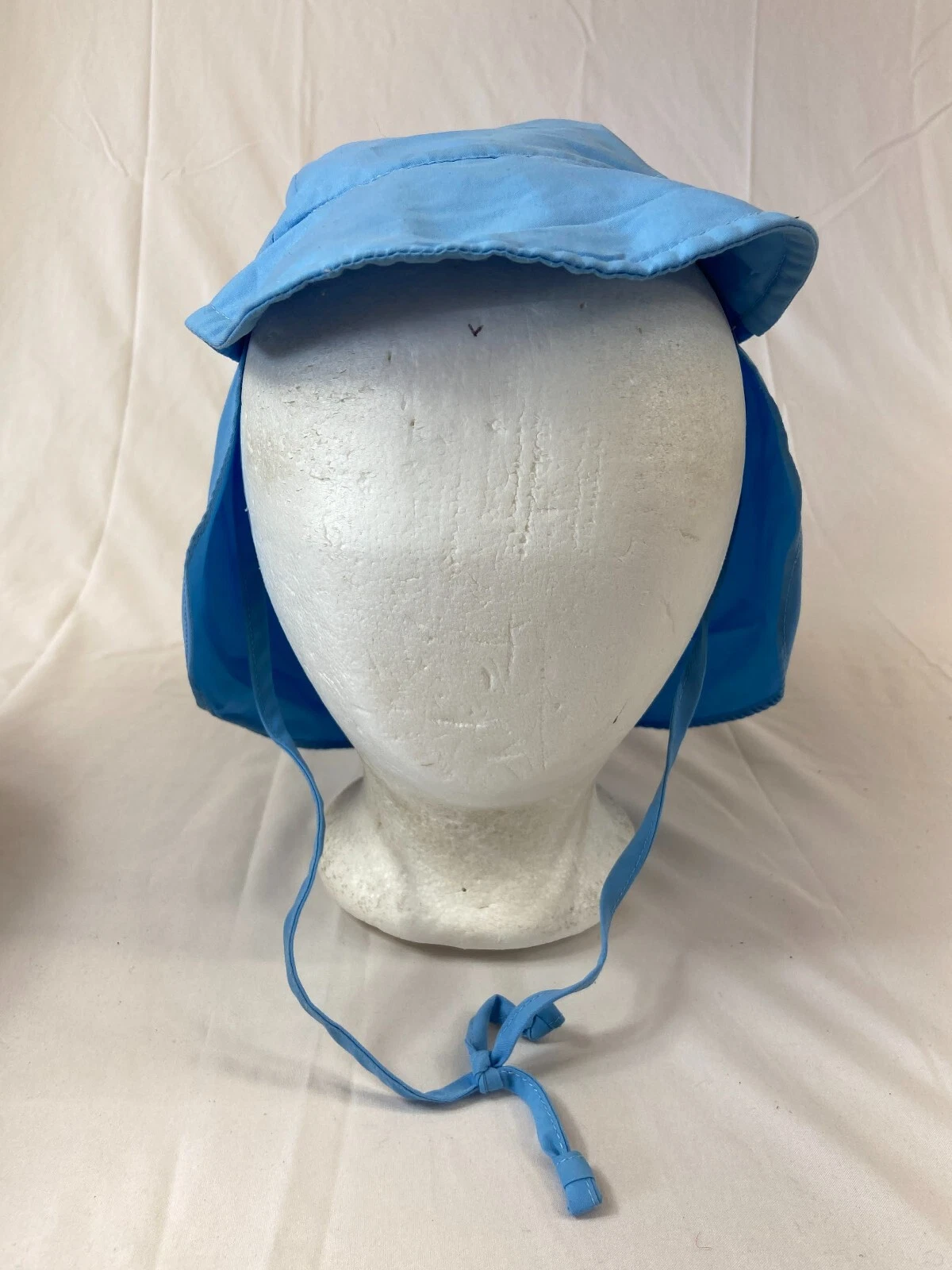 I Play Baby 2T 4T Hat Blue Sun Shade UPF 50 Chin Strap Tie Baby Wear Outdoor