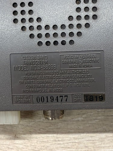 GE Compact Mobile CB 40 Channel Transceiver Model 3-5809 - Zdjęcie 7 z 11