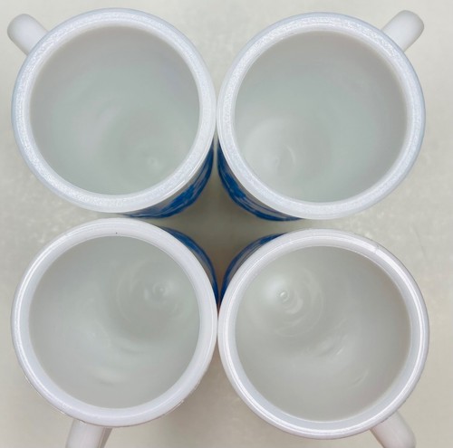 Juego de 4 tazas Demitasse con patas azules y blancas de vidrio de leche diseño Avon Toile - Imagen 10 de 11