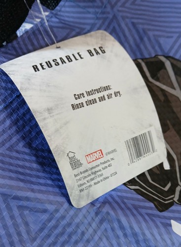 Black Panther Wakanda Forever Half Mask and 2-Reusable Bags - Picture 6 of 8