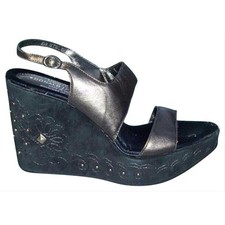 Donald Pliner Metallic Leather Platform Wedge Shoe Suede Embroidery 275 NIB