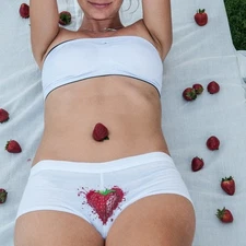 Heaven Scent Intimates White Panty SMALL Boyshort Strawberry Perfume Cotton NEW